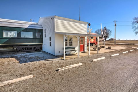 Apartment (0 Bedroom) | Interior