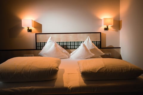 Comfort Double Room | In-room safe, blackout drapes, soundproofing, iron/ironing board