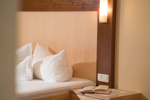 Junior Suite | In-room safe, blackout drapes, soundproofing, iron/ironing board