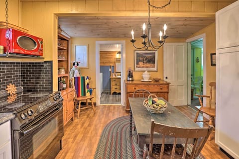 Cottage (2 Bedrooms) | Interior