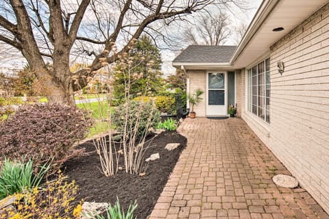 House (5 Bedrooms) | Interior