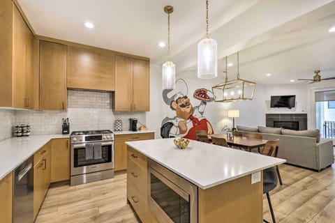 Apartment (3 Bedrooms) | Front of property