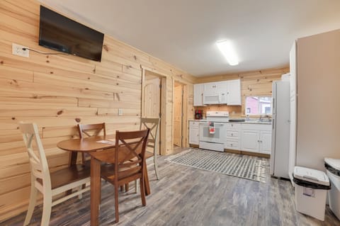 Cottage (2 Bedrooms) | Interior