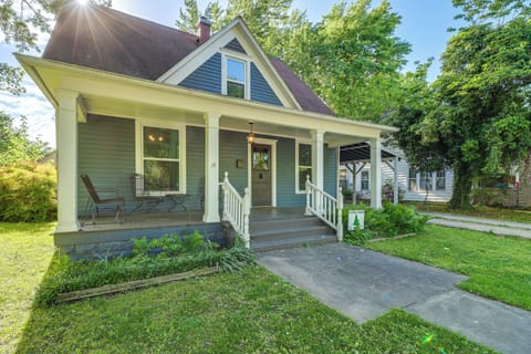 House (4 Bedrooms) | Front of property
