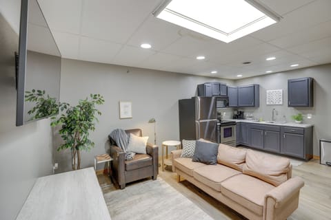 Apartment (2 Bedrooms) | Front of property