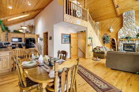 House (4 Bedrooms) | Interior