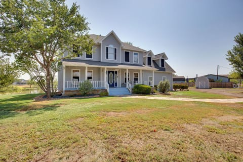 House (6 Bedrooms) | Interior