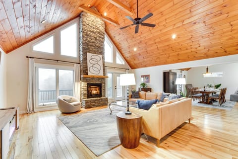 House (4 Bedrooms) | Front of property