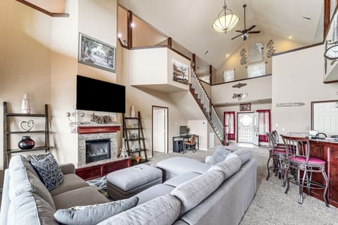 House (Multiple Bedrooms) | Interior