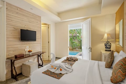 Deluxe Double Room | In-room safe, desk, soundproofing, free WiFi