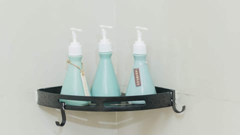 Grande suite | Bathroom | Shower, free toiletries, hair dryer, slippers