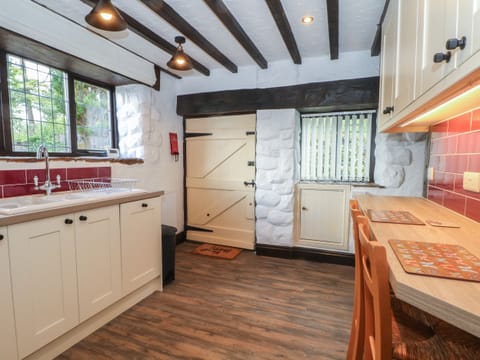 Fridge, dishwasher, electric kettle, toaster