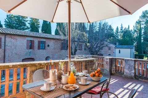 Standard Apartment (Lupa) | Terrace/patio