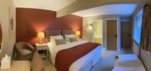 Family Triple Room | Iron/ironing board, free WiFi, bed sheets