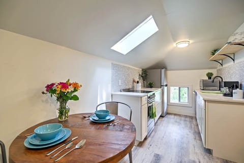 Apartment (1 Bedroom) | Interior