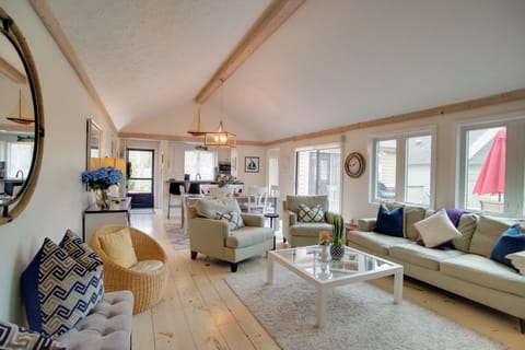 House (3 Bedrooms) | Front of property