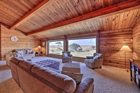 House (6 Bedrooms) | Interior