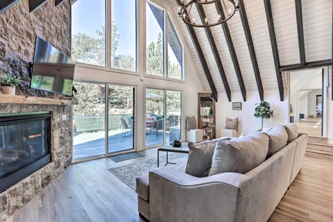 House (4 Bedrooms) | Front of property