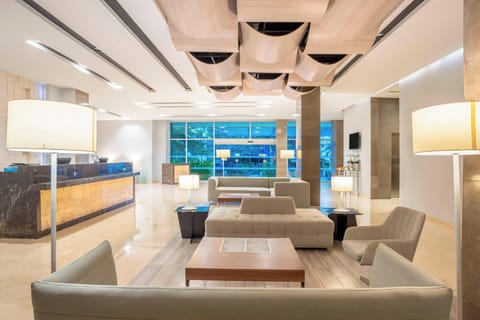 Lobby lounge