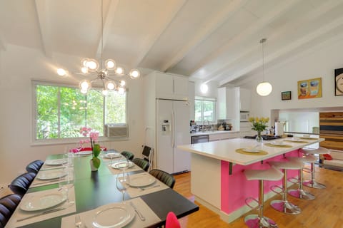 House (4 Bedrooms) | Front of property