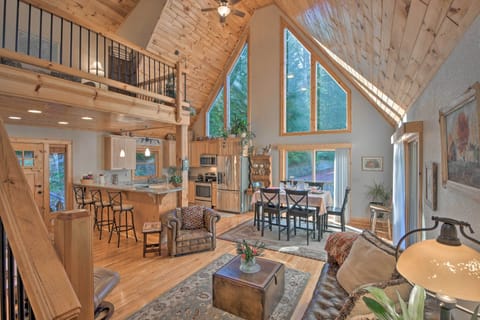 Cottage (3 Bedrooms) | Front of property