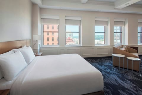 In-room safe, desk, laptop workspace, blackout drapes