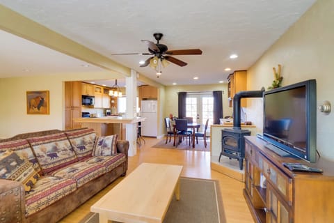 House (4 Bedrooms) | Interior