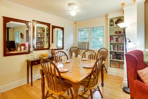 Cottage (2 Bedrooms) | Interior