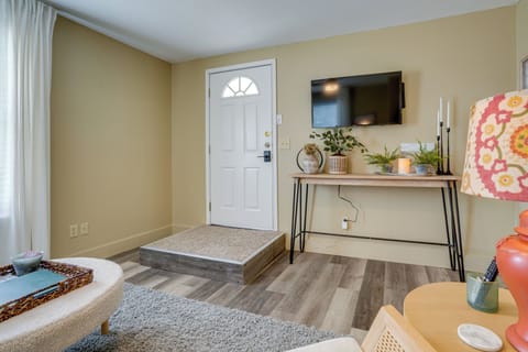 Apartment (1 Bedroom) | Interior