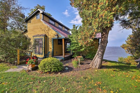 Cottage (2 Bedrooms) | Interior