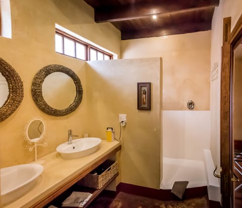 Luxury Room (at the Barnyard) | Bathroom | Separate tub and shower, rainfall showerhead, hair dryer, soap