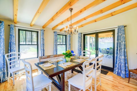 House (5 Bedrooms) | Interior