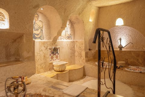ROMAN KING SUITE with TURKISH HAMAM | Bathroom | Free toiletries, hair dryer, bathrobes, slippers
