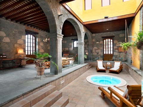 Turkish bath, 1 treatment room