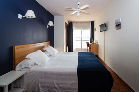 Double Room (Top Floor) | Desk, cribs/infant beds, rollaway beds, free WiFi