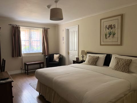 Standard Double or Twin Room, Ensuite | Free WiFi