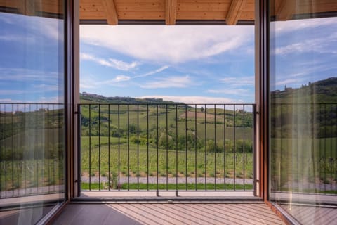 Panoramic Suite, 1 Bedroom, Pool Access, Vineyard View | Vineyard view