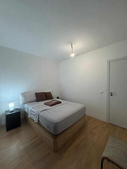 Basic Single Room | Free WiFi