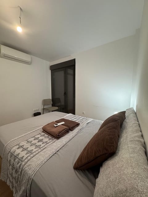 Basic Single Room | Free WiFi