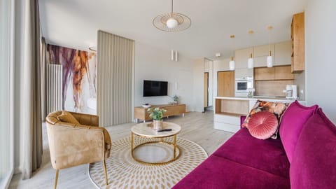 Studio Suite (1314) | Laptop workspace, iron/ironing board, free WiFi, bed sheets