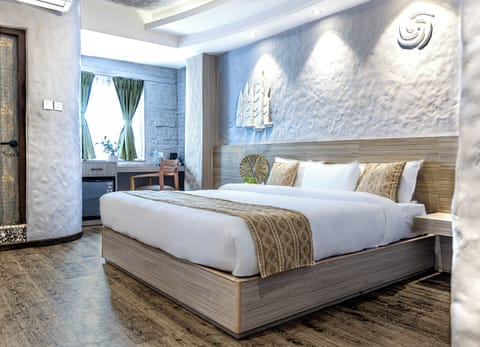 Superior Double Room | Individually decorated, individually furnished, desk, laptop workspace