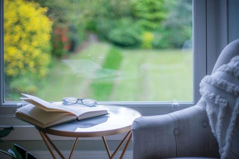 6 bedrooms, premium bedding, bed sheets