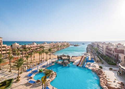 Outdoor pool, pool umbrellas