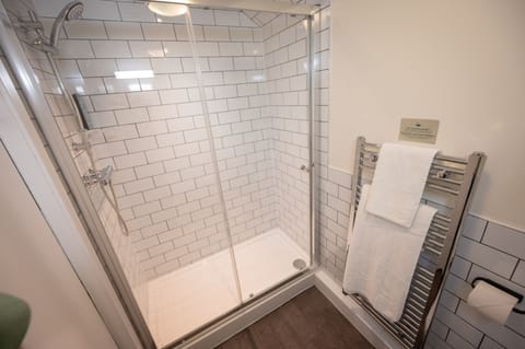 Family Room | Desk, blackout drapes, iron/ironing board, free WiFi