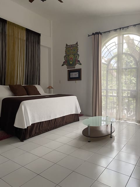 Junior Room | Egyptian cotton sheets, premium bedding, pillowtop beds, in-room safe