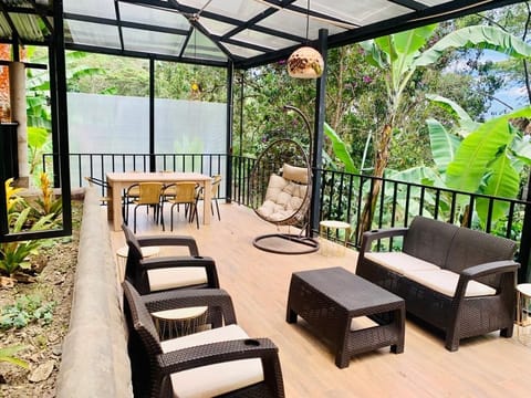 Family Cottage | Living area