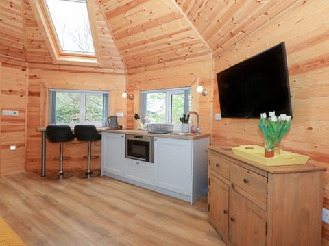 Fridge, dishwasher, electric kettle, toaster