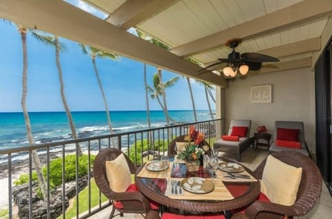 Condo, 2 Bedrooms | Outdoor dining