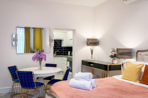 House | 1 bedroom