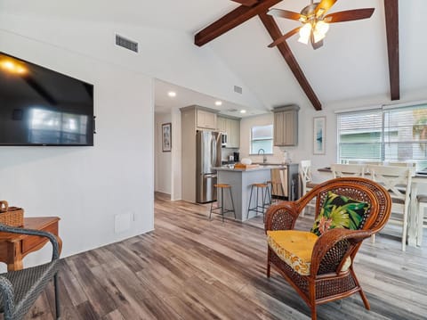 House (2 Bedrooms) | Property amenity